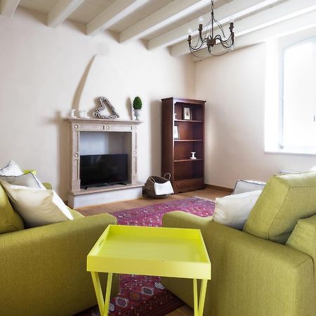 Dall Ingles Bed & Breakfast Cavriana Exteriör bild