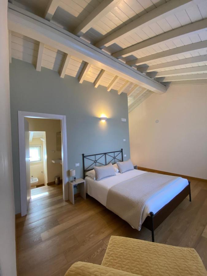 Dall Ingles Bed & Breakfast Cavriana Exteriör bild
